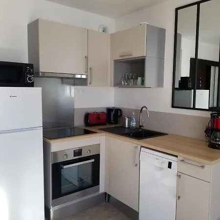 Magnifique Vue Centre Station Apartment *
